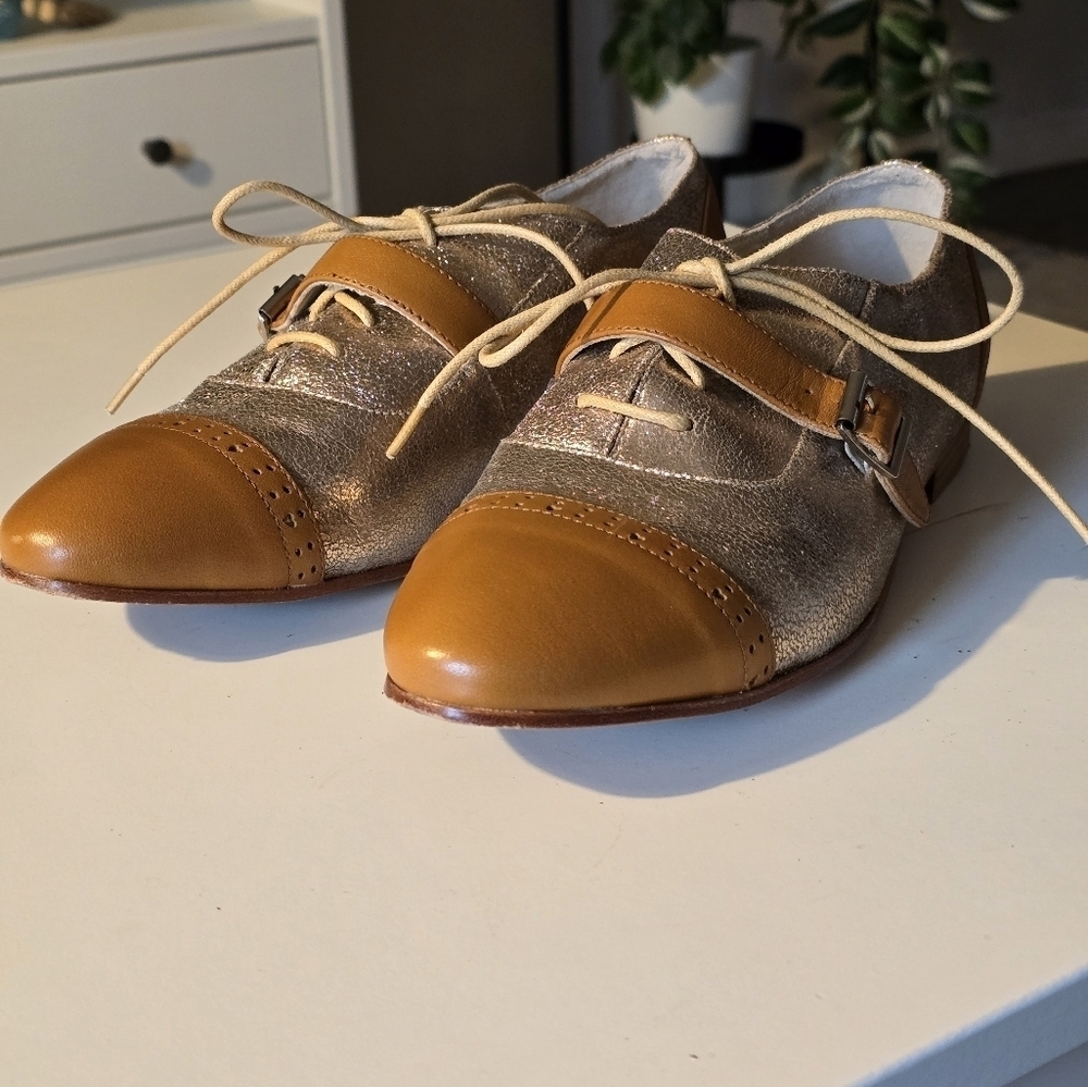 Gallery leather shimmer lace-up shoes color brown and gold size 41